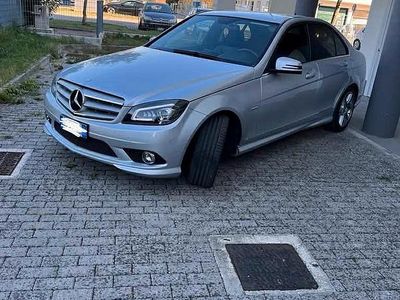 Usata Mercedes C220 Avantgarde 170 CV (125 kW) 2008 Grigio Berlina