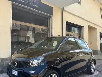 Usata Smart ForFour Prime 71 CV (52 kW) 2018 Nero Utilitaria