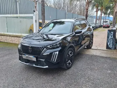 Usata Peugeot 2008 Allure 102 CV (75 kW) 2025 Nero SUV