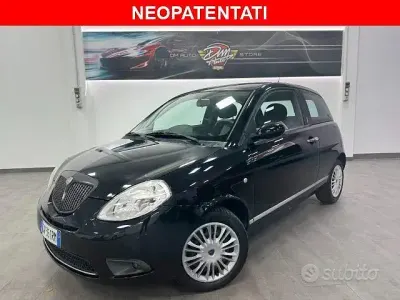 Usata Lancia Ypsilon 60 CV (44 kW) 2009 Nero Utilitaria