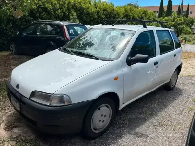 Usata Fiat Punto 63 CV (46 kW) 1996 Bianco Berlina