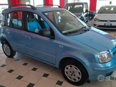 Usata Fiat Panda Emotion 60 CV (44 kW) 2004 Bluazzurro Utilitaria
