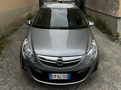 Usata Opel Corsa 86 CV (63 kW) 2014 Grigio Utilitaria