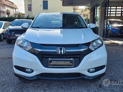 Usata Honda HR-V Elegance 182 CV (133 kW) 2018 Bianco SUV