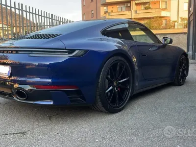 Usata Porsche 992 450 CV (330 kW) 2021 Blu Coupé
