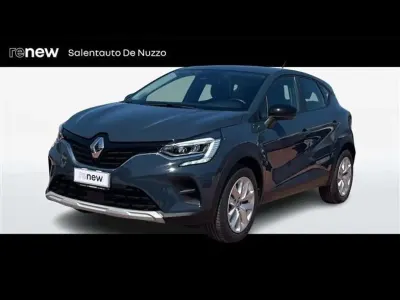 Usata Renault Captur Zen 101 CV (74 kW) 2023 Grigio scuro SUV