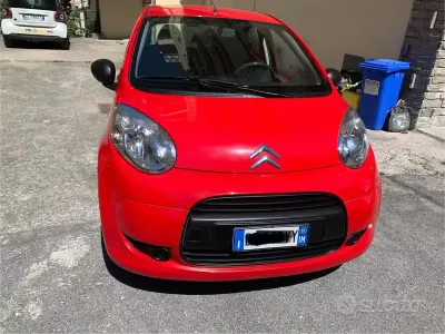 Usata Citroën C1 68 CV (50 kW) 2010 Rosso Utilitaria