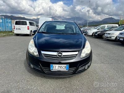 Usata Opel Corsa 2010 Nero Utilitaria