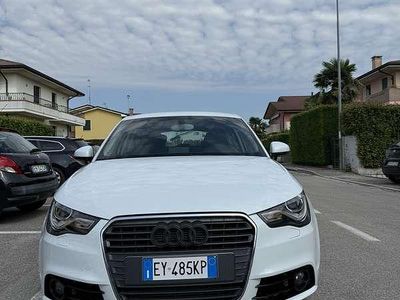 Usata Audi A1 Sportback Ambition 105 CV (77 kW) 2015 Utilitaria