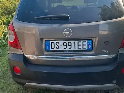 Usata Opel Antara 140 CV (102 kW) 2008 Marrone SUV
