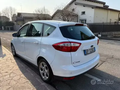 Usata Ford C-MAX Titanium 116 CV (85 kW) 2012 Bianco Monovolume
