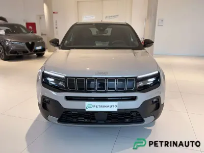 Nuova Jeep Avenger Summit 101 CV (74 kW) 2026 Stone metalizzato + tetto volc SUV