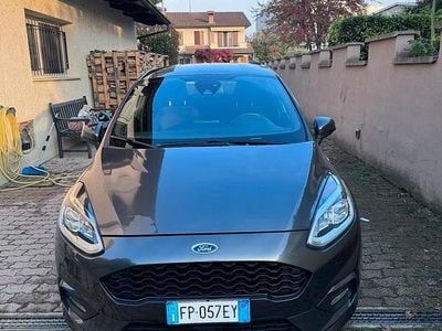 Usata Ford Fiesta ST-Line 86 CV (63 kW) 2018 Grigio Utilitaria