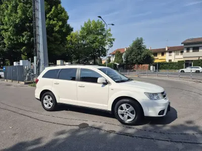 Usata Fiat Freemont 140 CV (102 kW) 2012 Bianco SUV