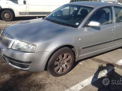 Usata Skoda Superb 130 CV (95 kW) 2005 Berlina