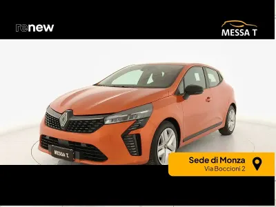 Usata Renault Clio Evolution 145 CV (106 kW) 2023 Orange valencia Utilitaria
