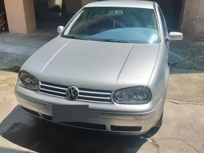 Usata VW Golf IV Comfortline 101 CV (74 kW) 2002 Grigio Berlina