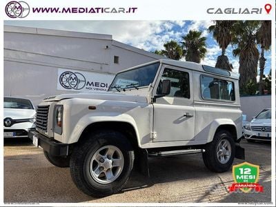 Usata Land Rover Defender SE 122 CV (89 kW) 2010 Bianco Station wagon