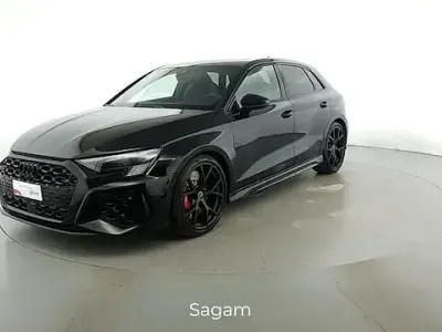 Usata Audi RS3 Sportback Ambiente 400 CV (294 kW) 2022 Nero mito metallizzato Utilitaria