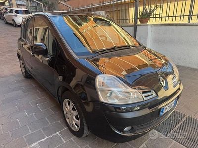 Usata Renault Grand Modus 103 CV (75 kW) 2012 Nero Monovolume