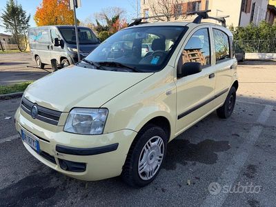 Usata Fiat Panda Climbing 59 CV (43 kW) 2007 Giallo Utilitaria