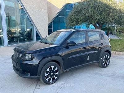 Nuova Fiat Grande Panda Icon 101 CV (74 kW) 2026 Nero Utilitaria