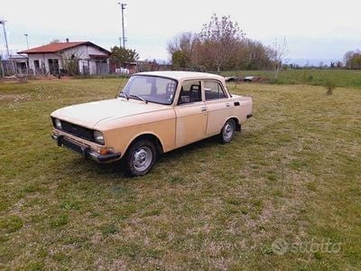 Usata Lada Aleko 69 CV (50 kW) 1986 Grigio Berlina