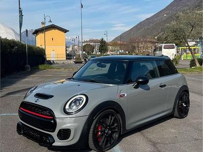 Begagnad Mini John Cooper Works 231 HK (169 kW) 2015 Grå Halvkombi