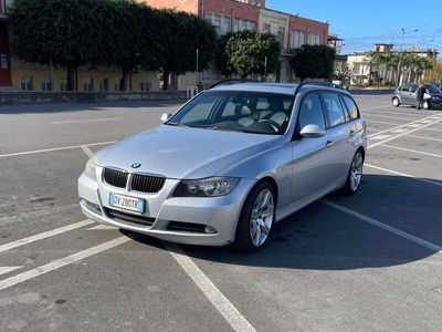 usata BMW 320 320 d Touring Futura