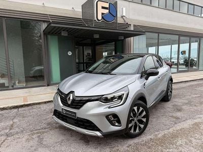 Occasion Renault Captur Techno 91 ch (66 kW) 2024 Argent SUV
