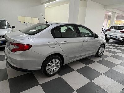 Usata Fiat Tipo Lounge 95 CV (69 kW) 2017 Grigio Berlina