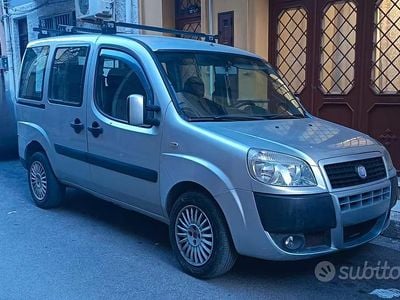 Usata Fiat Doblò 105 CV (77 kW) 2008 Monovolume