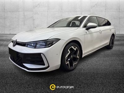 Begagnad VW Passat R-line 150 HK (110 kW) 2025 Vit Kombi