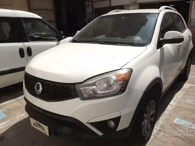 Usata SsangYong Korando 149 CV (109 kW) 2014 Bianco SUV