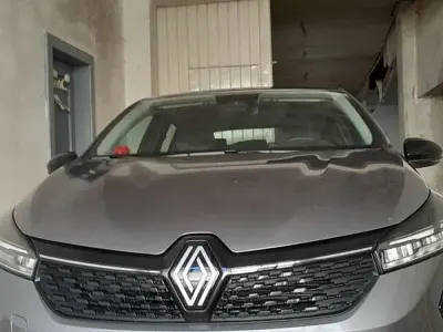 Usata Renault Clio V Evolution 101 CV (74 kW) 2025 Berlina