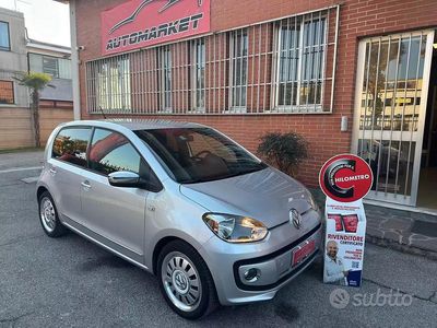 Begagnad VW up! Highline 75 HK (55 kW) 2016 Grå Halvkombi