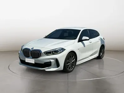 Usata BMW 118 M Sport 150 CV (110 kW) 2021 Bianco Utilitaria