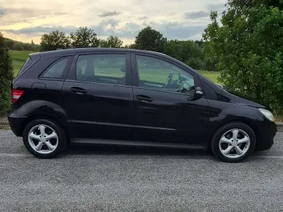Usata Mercedes B180