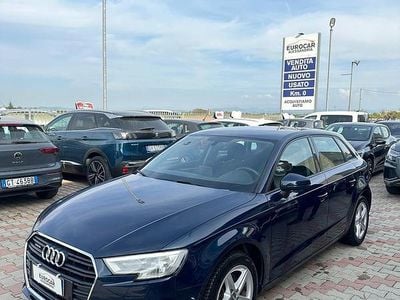 Usata Audi A3 Business 150 CV (110 kW) 2017 Blu Berlina