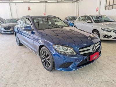 Usata Mercedes C220 Business 194 CV (142 kW) 2021 Blu Station wagon