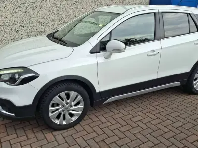 Usata Suzuki SX4 S-Cross Cool 120 CV (88 kW) 2016 Bianco santorini SUV