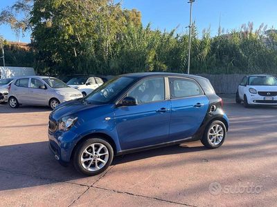 Blu Usata 2016 Smart ForFour Passion Utilitaria | 12.499 € (Buon prezzo)