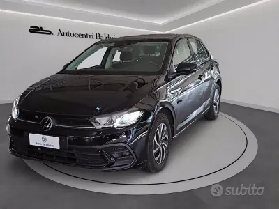 Usata VW Polo Life 95 CV (69 kW) 2023 Nero Utilitaria