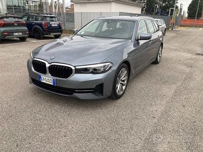 Usata BMW 520 190 CV (139 kW) 2022 Blu Station wagon