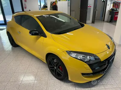 Usata Renault Mégane R.S. 250 CV (183 kW) 2011