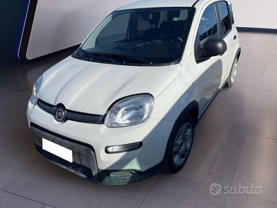 Usata Fiat Panda S 70 CV (51 kW) 2024 Bianco Utilitaria