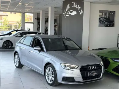 Usata Audi A3 Attraction 110 CV (80 kW) 2017 Argento Berlina