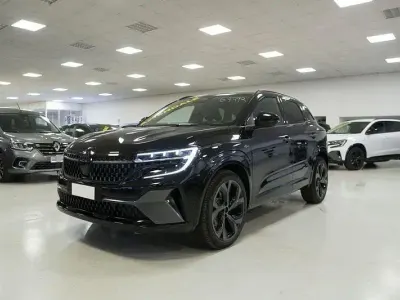 Usata Renault Austral Techno Esprit Alpine 199 CV (146 kW) 2023 Nero SUV