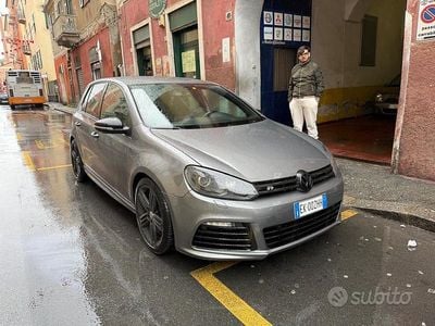Usata VW Golf VI R 350 CV (257 kW) 2011 Grigio Utilitaria