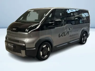Usata Kia PV5 Earth 119 kW (163 CV) 2026 Grigio metallizzato Monovolume